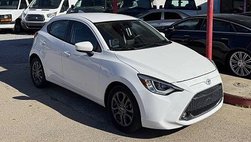 2020 Toyota Yaris Hatchback XLE