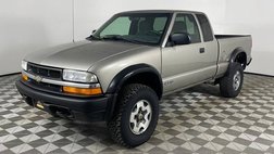 2001 Chevrolet S-10 LS