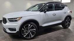 2021 Volvo XC40 T5 R-Design