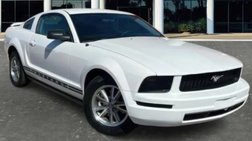 2005 Ford Mustang Deluxe