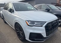 2022 Audi SQ7 4.0T quattro Prestige