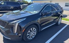 2022 Cadillac XT4 Premium Luxury