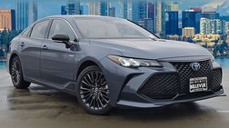 2019 Toyota Avalon Hybrid XSE