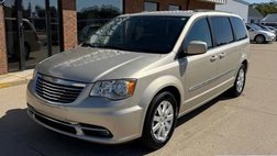 2014 Chrysler Town and Country Touring
