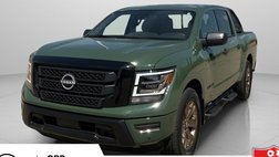2024 Nissan Titan SV