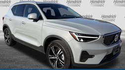 2025 Volvo XC40 B5 Core Bright Theme