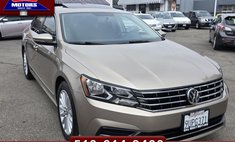 2016 Volkswagen Passat 1.8T SE
