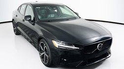 2024 Volvo S60 B5 Plus Dark Theme
