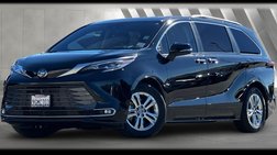 2023 Toyota Sienna Platinum 7-Passenger