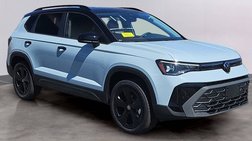 2025 Volkswagen Taos SE Black 4Motion