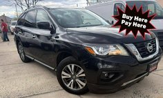 2017 Nissan Pathfinder SL