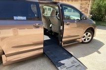 2020 Toyota Sienna L 7-Passenger