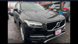 2017 Volvo XC90 T6 Momentum