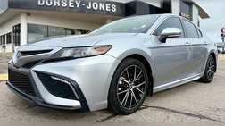 2022 Toyota Camry Hybrid SE