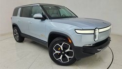 2023 Rivian R1S Adventure