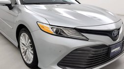 2019 Toyota Camry Hybrid XLE