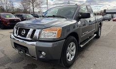 2013 Nissan Titan SV