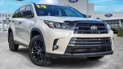 2019 Toyota Highlander SE