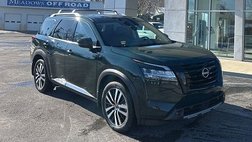 2024 Nissan Pathfinder Platinum