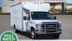 2017 Ford E-Series E-350 SD