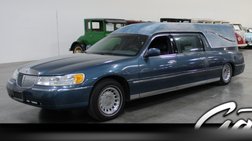 2001 Lincoln Town Car Executive