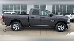 2024 Ram Ram Pickup 1500 Classic SLT
