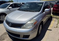 2010 Nissan Versa 1.8 S