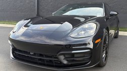 2022 Porsche Panamera Platinum Edition