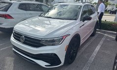 2022 Volkswagen Tiguan SE R-Line Black