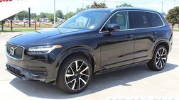 2022 Volvo XC90 T6 Momentum 7-Passenger