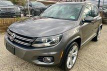 2016 Volkswagen Tiguan SE 4Motion