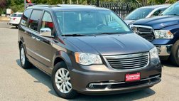2015 Chrysler Town and Country Limited Platinum