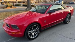 2005 Ford Mustang Deluxe
