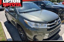 2017 Toyota Highlander LE