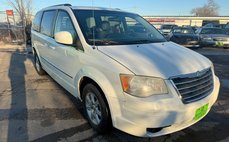 2010 Chrysler Town and Country Touring