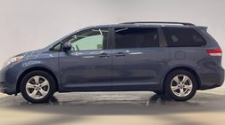 2014 Toyota Sienna LE