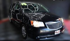 2014 Chrysler Town and Country Touring