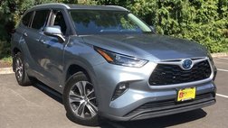 2022 Toyota Highlander Hybrid XLE