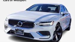 2023 Volvo S60 Recharge T8 Ultimate Bright Theme