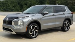 2023 Mitsubishi Outlander SE