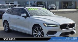 2020 Volvo V60 T5 Momentum