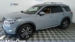 2023 Nissan Pathfinder Platinum