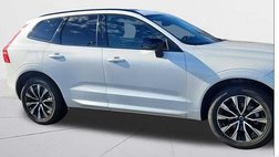 2025 Volvo XC60 B5 Plus Dark Theme