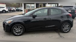 2020 Toyota Yaris Hatchback XLE