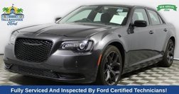 2022 Chrysler 300 Touring L