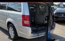 2010 Chrysler Town and Country Touring