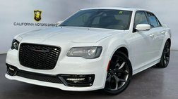 2022 Chrysler 300 S V8