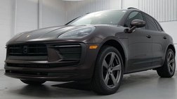 2025 Porsche Macan T