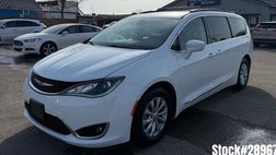 2017 Chrysler Pacifica Touring L FWD