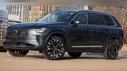 2025 Volvo XC90 T8 Ultra Bright Theme 7P